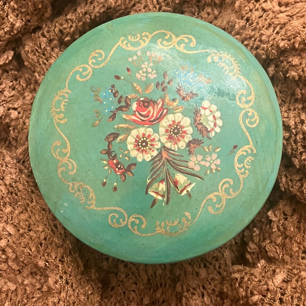 7 coasters with 1 Floral Decorative Box - Green with pink roses